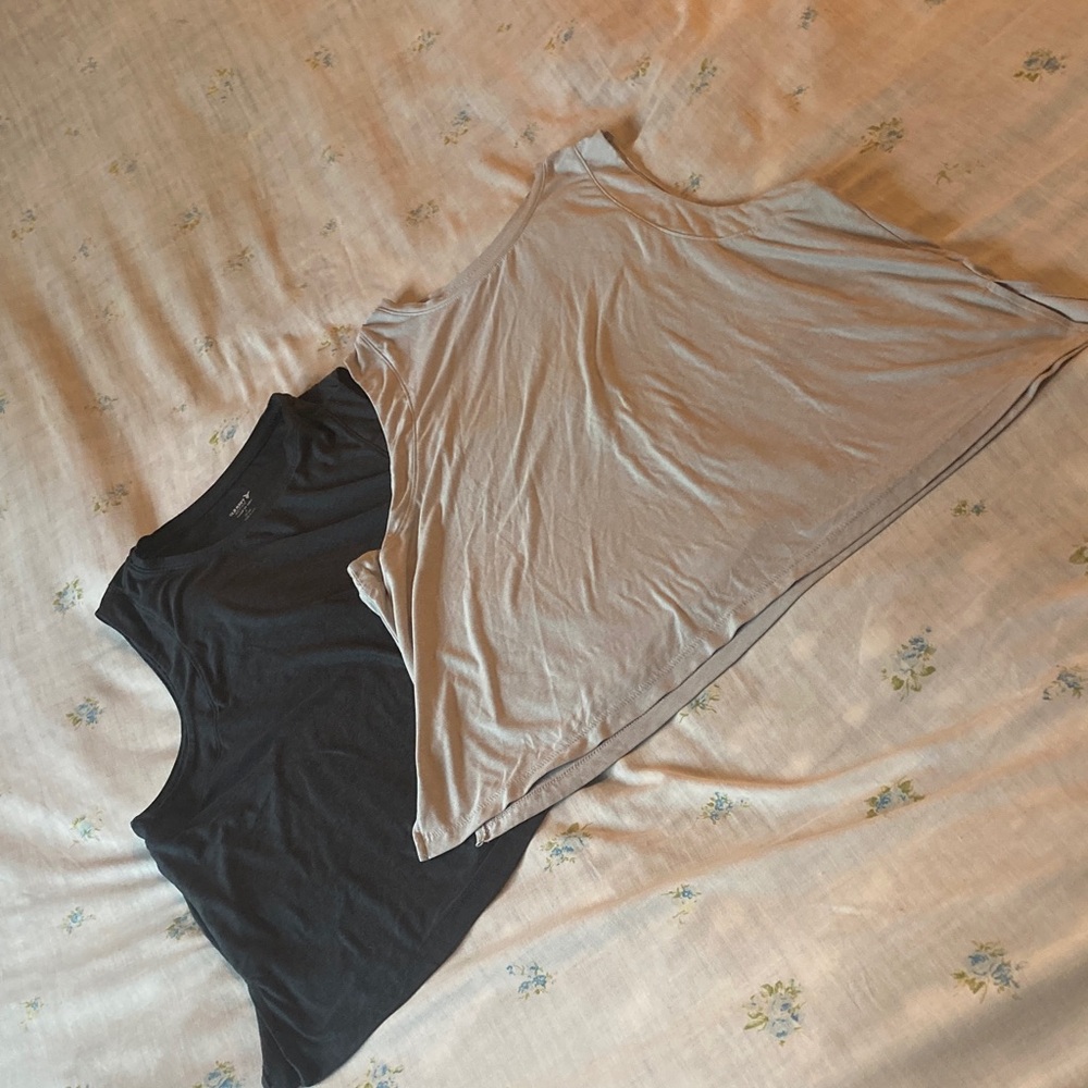 Old Navy Active Tops (2 in the bundle)